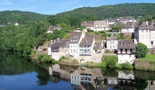 Maison d'hôtes à vendre, Argentat (Corrèze, région Limousin)