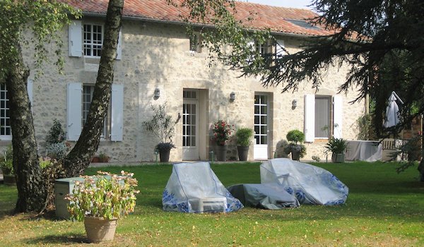 Maison d'hôtes à vendre près du Puy du Fou (Deux Sèvres)