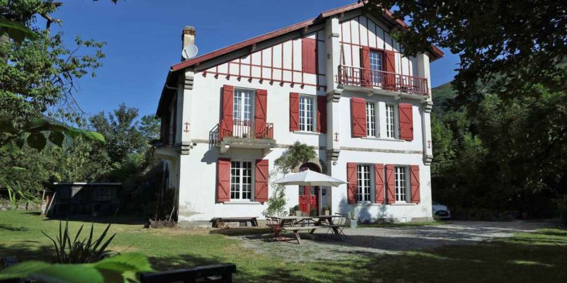 Maison d'hôtes à vendre en Ariège (Perles et Castelet)