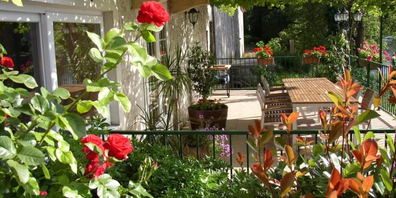 Maison d'hôtes à vendre en Gironde à 45mn de Bordeaux (Pineuilh) : terrasse vue Dordogne
