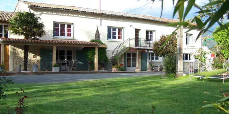 Maison d'hôtes à vendre au cœur du Lauragais et proche du Canal du Midi (Haute-Garonne, Occitanie)