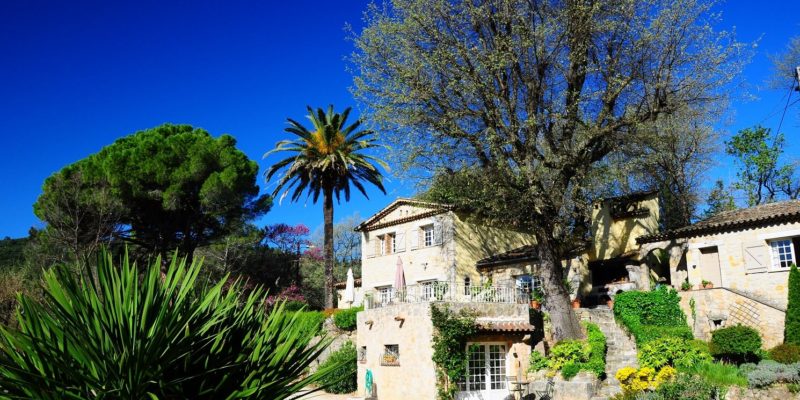 Maison d'hôtes à vendre en Pays de Grasse près de Cannes (Le Tignet, Alpes Maritimes)
