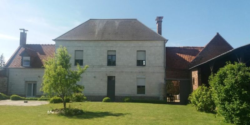 Maison d'hôtes à vendre dans un village du Pas-de-Calais (10 Km d'Arras) en région Hauts-de-France
