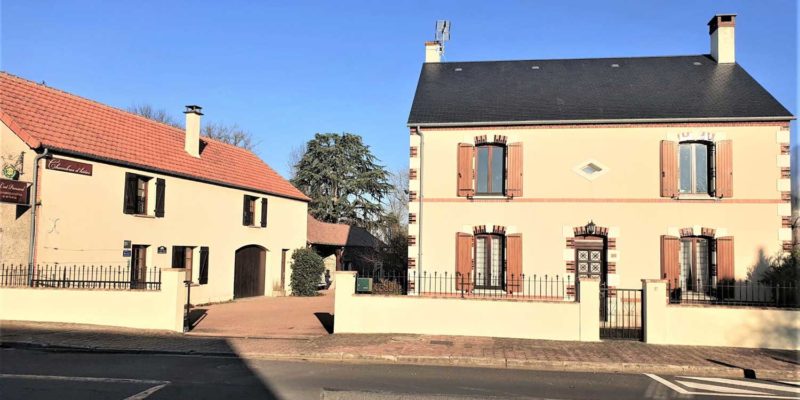 Maison d'hôtes à vendre à Belleville sur Loire, entre Sancerre et Briare à 1h30 de Paris (Cher, Centre Val-de-Loire)