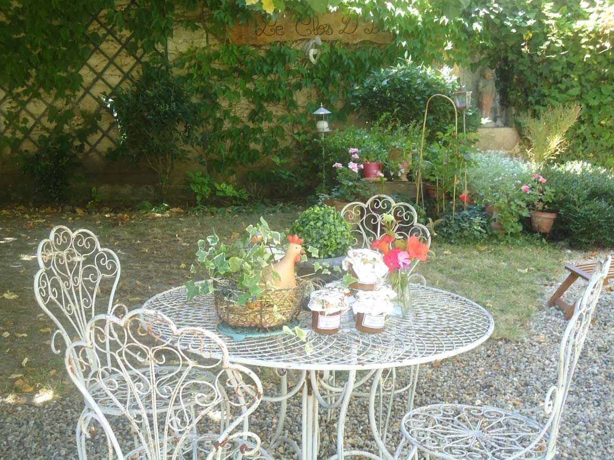 Jardin de la maison d'hôtes à vendre en Gironde