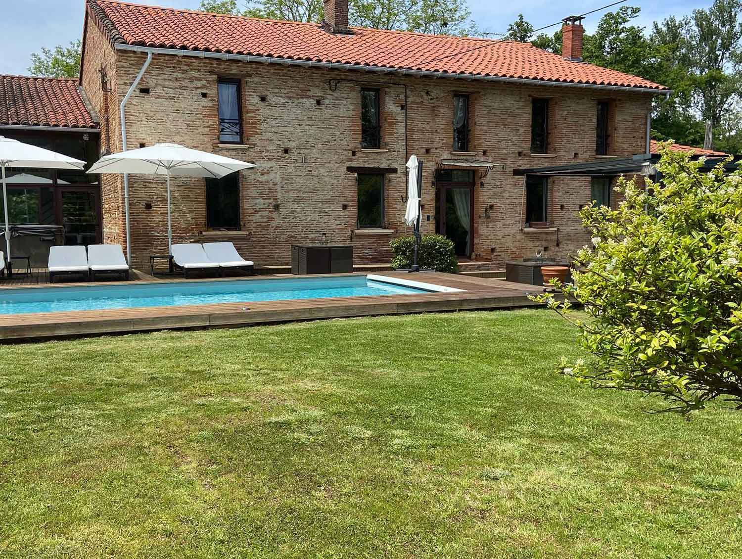 Maison d'hôtes à vendre à 40 minutes de Toulouse (Occitanie)