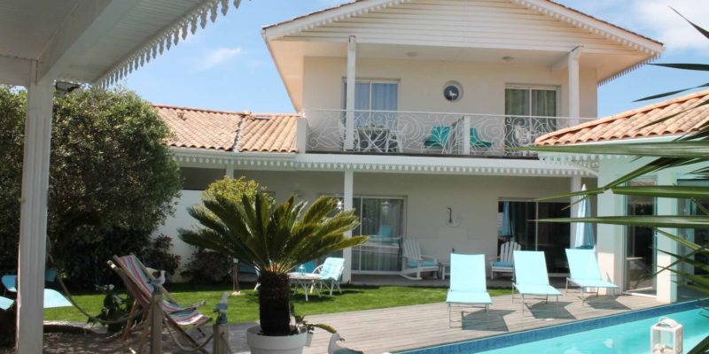 Maison d'hôtes à vendre sur le Bassin d'Arcachon en Gironde (Arès, Nouvelle Aquitaine)
