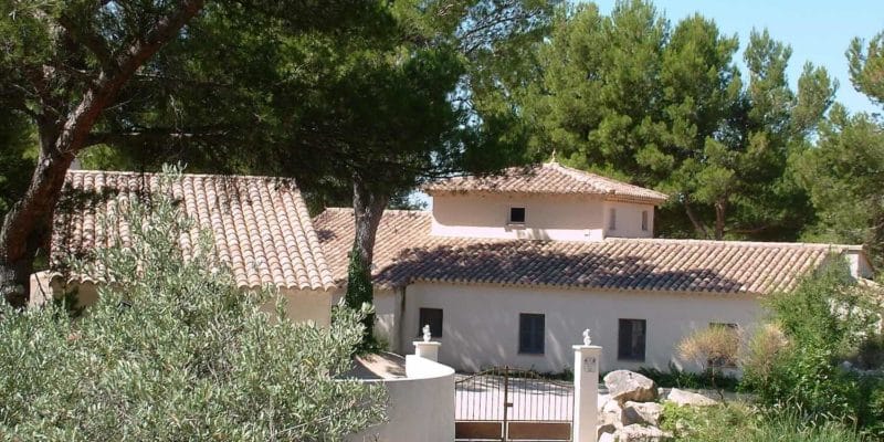 Vente ensemble immobilier gites et chambres d'hôtes à Fontaine de Vaucluse en région Provence Alpes Côte d'azur