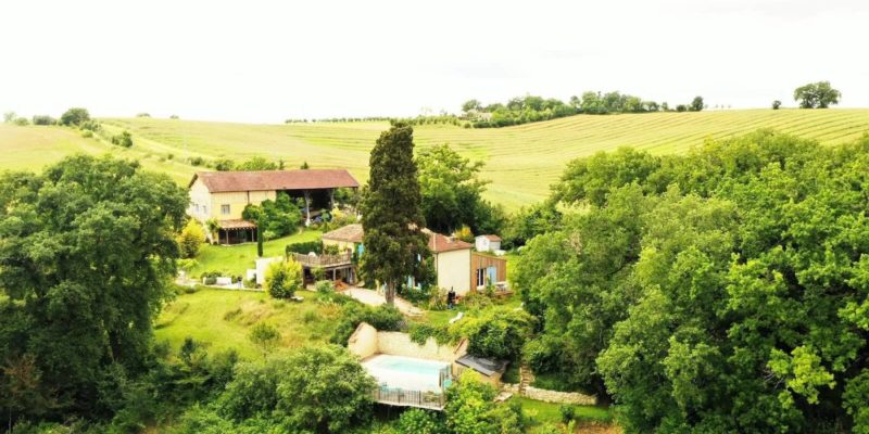Domaine avec Chambre d'hôtes, piscines et Gîtes à vendre à Vic-Fezensac dans le Gers en région Occitanie