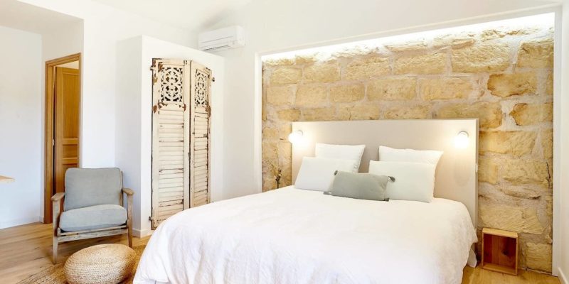 Maison d'hôtes à vendre au coeur du centre historique du village touristique de Pézenas dans l'Hérault en région Occitanie