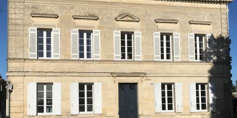 Maison d’hôtes à vendre à Montagne Saint-Émilion (Gironde, Nouvelle-Aquitaine)