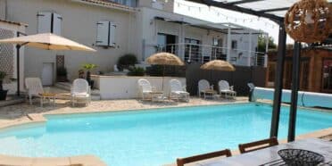Maison d’hôtes à vendre à Lédenon (Gard – Occitanie)