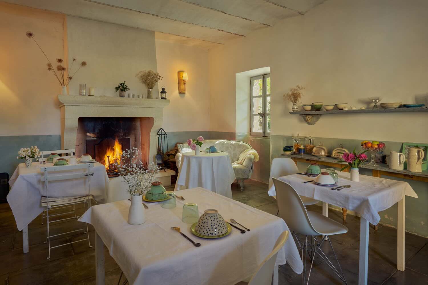 Salle de petit déjeuner de la maison d'hôtes
