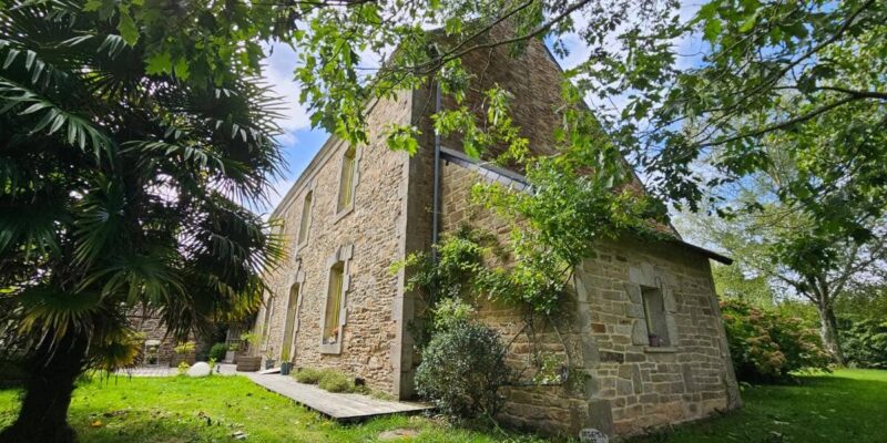 Maison d'hôtes à vendre à Arzano près de Quimperlé dans le département du Finistère région en Bretagne