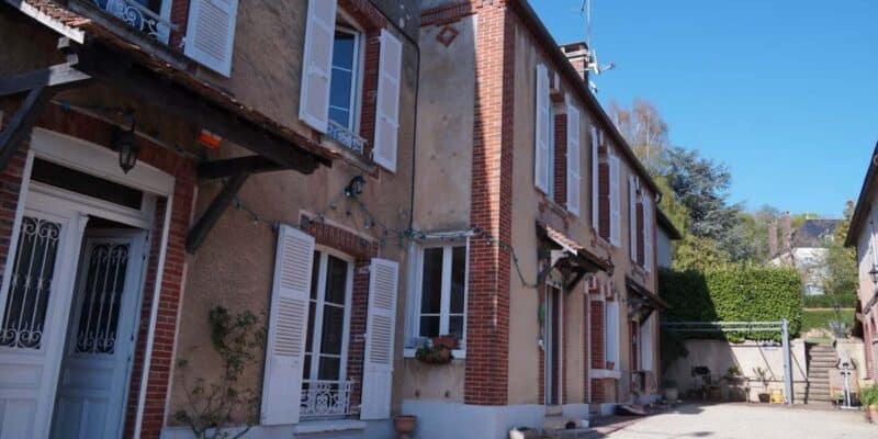 Maison d'hôtes à vendre à Toucy dans l'Yonne en région Bourgogne-Franche-Comté