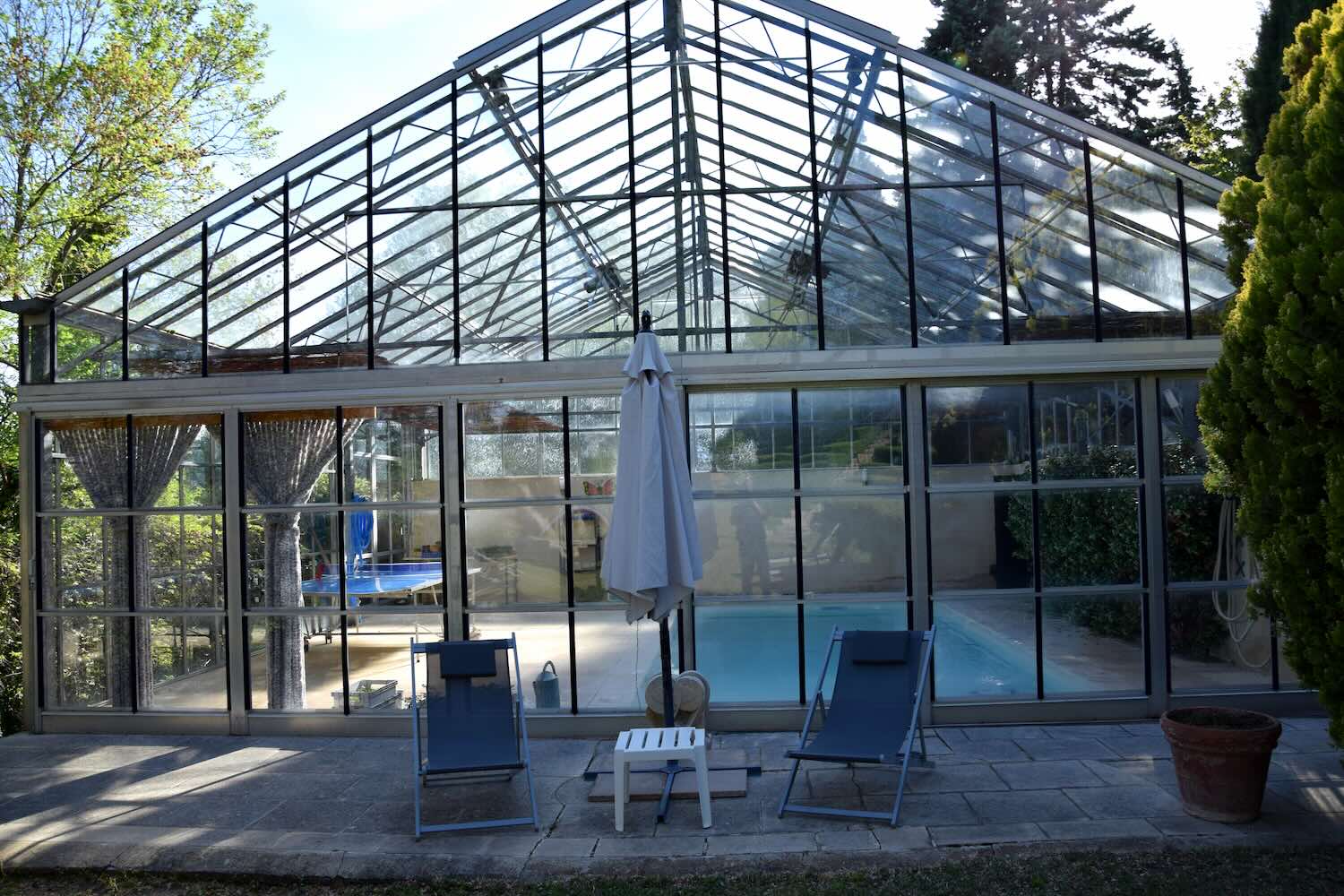 Piscine couverte Piscine de la maison d'hôtes à vendre dans les Alpes de Haute Provence (04)