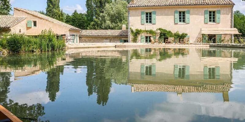 Maison d'hôtes à vendre à Grignan en Drôme provençale (région Auvergne-Rhône-Alpes)